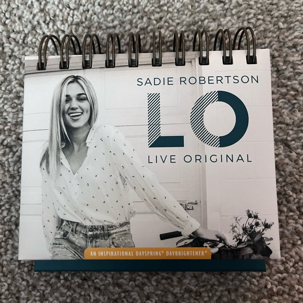 Flip desk calendar